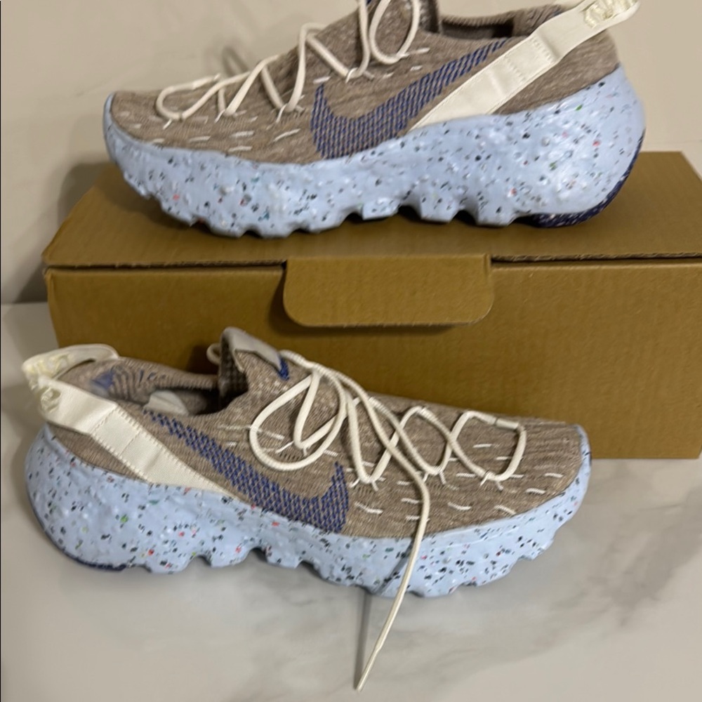 Nike Beige and Blue Sneakers